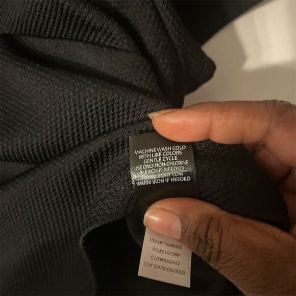 Torrid Plus Sz 0 Black Textured Skater V Neck Short Sleeve Stretch Top Sz L NWT - Picture 9 of 9